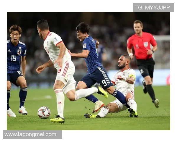 伊朗足球与日本足球的对决:历史交锋与未来展望分析